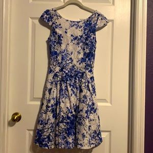 Betsy Johnson Spring lace dress